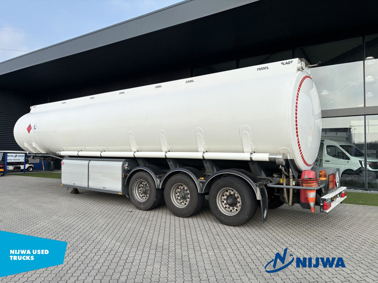 Lag O-3-43 Valid ADR + 47.500 L - Puspriekabė cisterna: foto 4 Lag O-3-43 Valid ADR + 47.500 L - Puspriekabė cisterna: foto 4