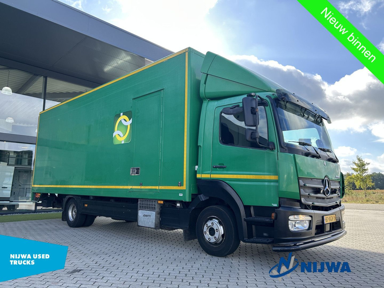 Mercedes-Benz Atego Laadklep + Zijdeur - Furgonas sunkvežimis: foto 2 Mercedes-Benz Atego Laadklep + Zijdeur - Furgonas sunkvežimis: foto 2