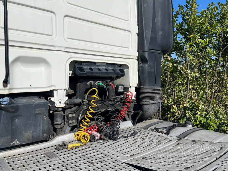 DAF XF 460 FTG Euro6 - Vilkikas: foto 4 DAF XF 460 FTG Euro6 - Vilkikas: foto 4