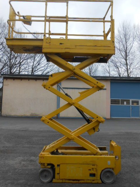 Genie GS 1530, Scherenarbeitsbühne Genie 6,6m - Autobokštelio: foto 1 Genie GS 1530, Scherenarbeitsbühne Genie 6,6m - Autobokštelio: foto 1