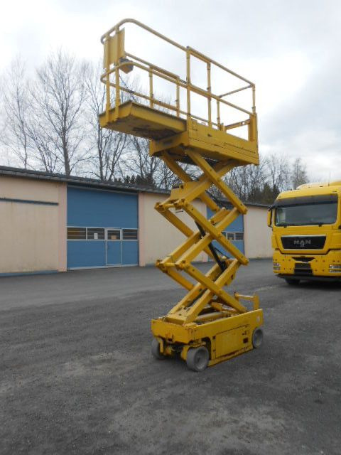 Genie GS 1530, Scherenarbeitsbühne Genie 6,6m - Autobokštelio: foto 1 Genie GS 1530, Scherenarbeitsbühne Genie 6,6m - Autobokštelio: foto 1