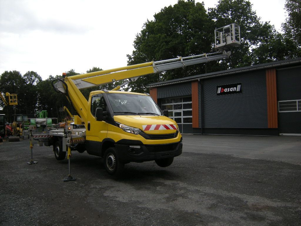 Iveco Daily mit Multitel MT204 - Autobokštelio: foto 1 Iveco Daily mit Multitel MT204 - Autobokštelio: foto 1