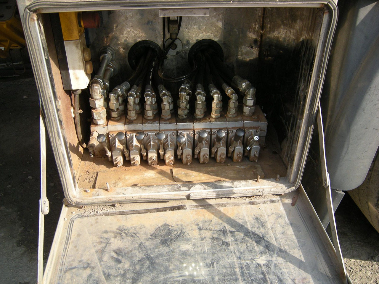 MAN 35.400, Zanner Plateau, Rampen, Winde lizingą MAN 35.400, Zanner Plateau, Rampen, Winde: foto 29