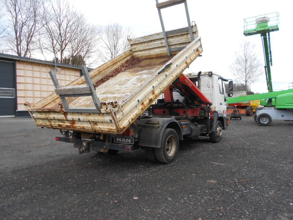 MAN MAN LE8.150 mit Palfinger PKG7001 MAN LE8.150 mit Palfinger PKG7001 - Savivartis sunkvežimis, Sunkvežimis su kranu: foto 4 MAN MAN LE8.150 mit Palfinger PKG7001 MAN LE8.150 mit Palfinger PKG7001 - Savivartis sunkvežimis, Sunkvežimis su kranu: foto 4