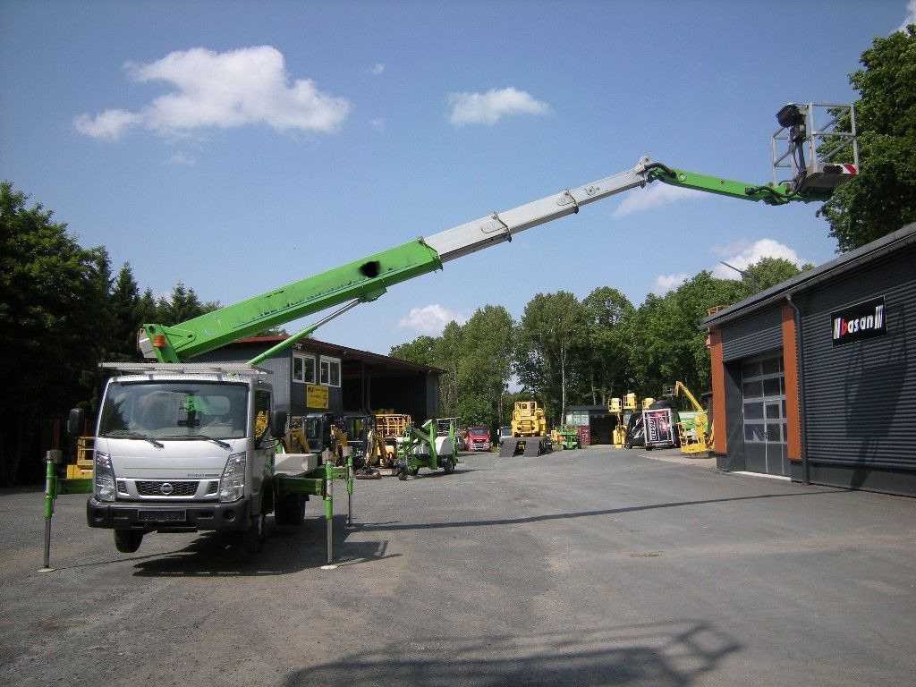 Nissan NT 400 Cabstar mit Palfinger P260BK, 21m - Autobokštelio: foto 4 Nissan NT 400 Cabstar mit Palfinger P260BK, 21m - Autobokštelio: foto 4