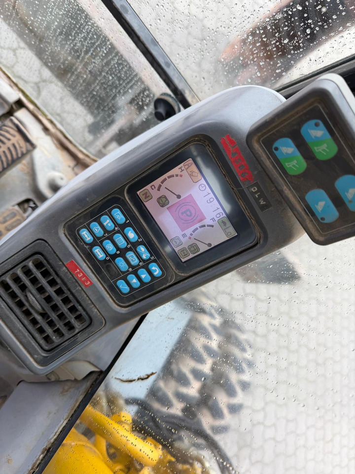 Komatsu PW 180 - 7 - Ratinis ekskavatorius: foto 4 Komatsu PW 180 - 7 - Ratinis ekskavatorius: foto 4