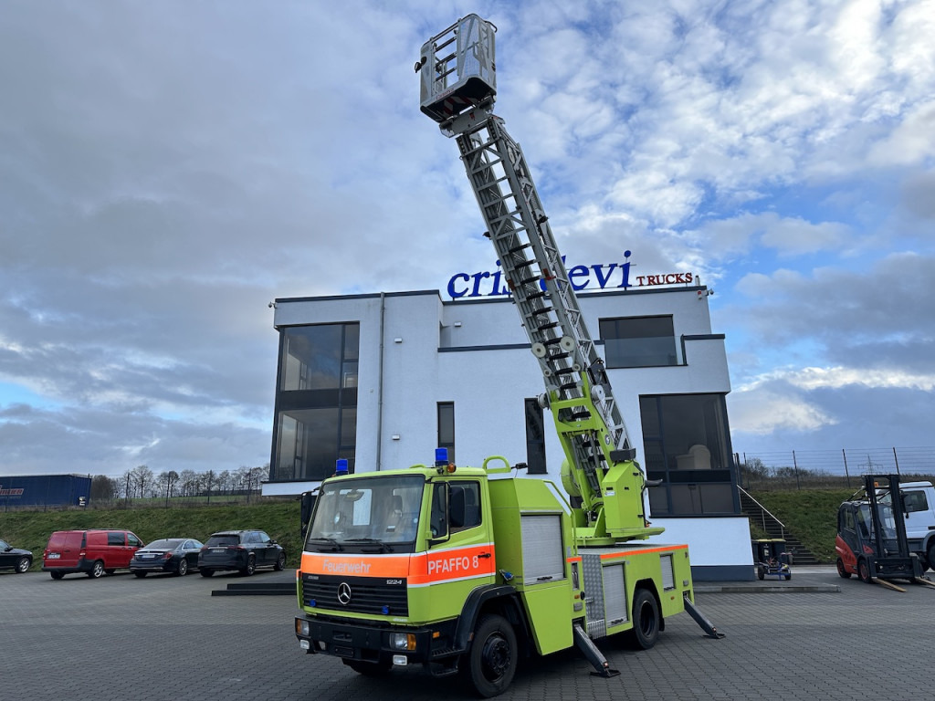 Mercedes-Benz 1224 4x2 Dreh Leiter 25 m Korb Feuerwehr - Autobokštelio: foto 1 Mercedes-Benz 1224 4x2 Dreh Leiter 25 m Korb Feuerwehr - Autobokštelio: foto 1