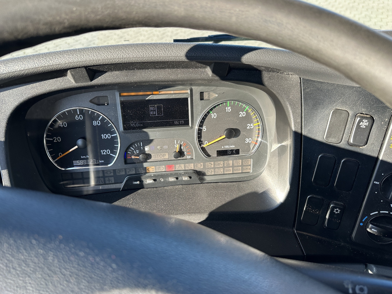 Mercedes-Benz Atego 1529 4x2  Atlas 57.3-A2   Kadaverkipper - Sunkvežimis su kranu, Savivartis sunkvežimis: foto 5 Mercedes-Benz Atego 1529 4x2  Atlas 57.3-A2   Kadaverkipper - Sunkvežimis su kranu, Savivartis sunkvežimis: foto 5