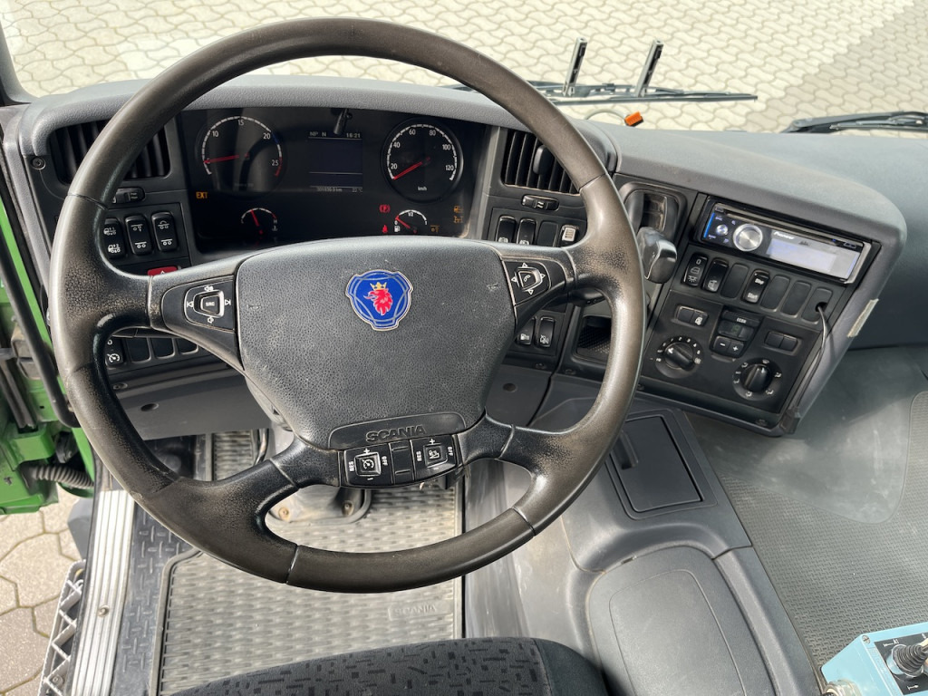 Scania P360 6x2 Trösch Absetzkipper Container - Nuožulnaus pakėlimo ant platformos sunkvežimis: foto 2 Scania P360 6x2 Trösch Absetzkipper Container - Nuožulnaus pakėlimo ant platformos sunkvežimis: foto 2
