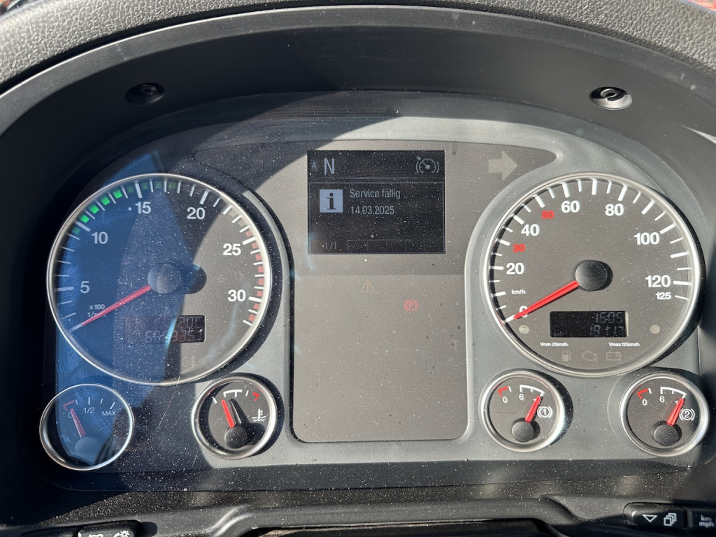 MAN TGX 18.500 LL 4x2 Kipphydraulik Intarder - Vilkikas: foto 4 MAN TGX 18.500 LL 4x2 Kipphydraulik Intarder - Vilkikas: foto 4