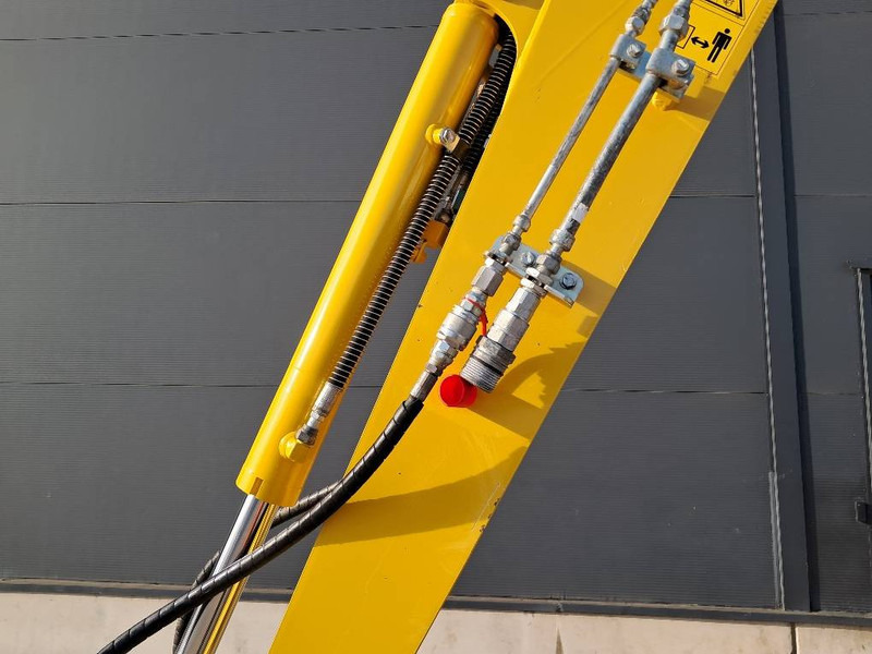 Komatsu PC55MR-5 - Mini ekskavatorius: foto 5 Komatsu PC55MR-5 - Mini ekskavatorius: foto 5