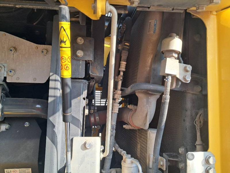 Komatsu WA380-8E0 - Ratinis krautuvas: foto 5 Komatsu WA380-8E0 - Ratinis krautuvas: foto 5