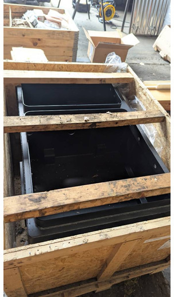 Komatsu WA600-8 BATTERY BOX 426-06-61211 - Rėmas/ Važiuoklė - Statybinė technika: foto 1 Komatsu WA600-8 BATTERY BOX 426-06-61211 - Rėmas/ Važiuoklė - Statybinė technika: foto 1
