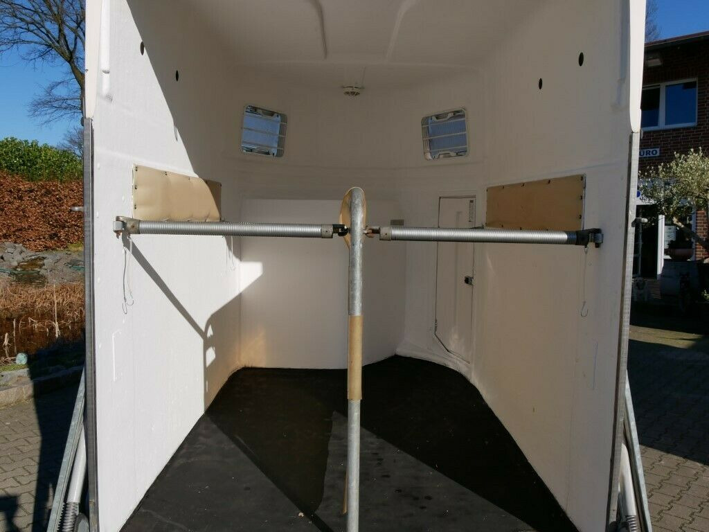 Böckmann Big Master Boden NEU - Priekaba žirgams vežti: foto 4 Böckmann Big Master Boden NEU - Priekaba žirgams vežti: foto 4