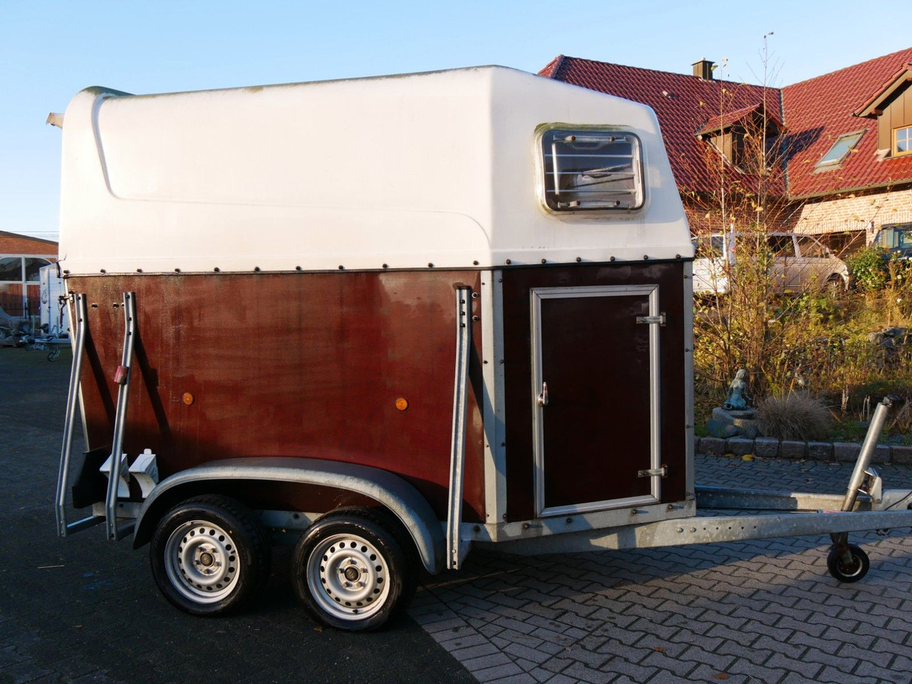 Holz Poly 2 Pferde - Gyvulių pervežimo priekaba: foto 1 Holz Poly 2 Pferde - Gyvulių pervežimo priekaba: foto 1