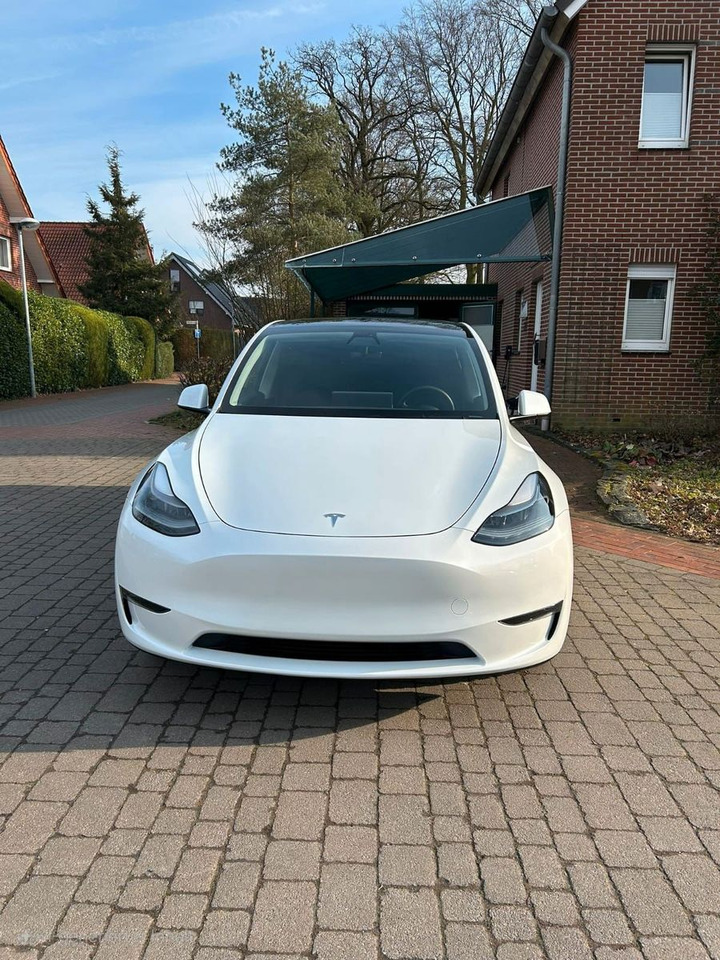 Tesla Model Y Hinterradantrieb RWD - Sedanas: foto 2 Tesla Model Y Hinterradantrieb RWD - Sedanas: foto 2