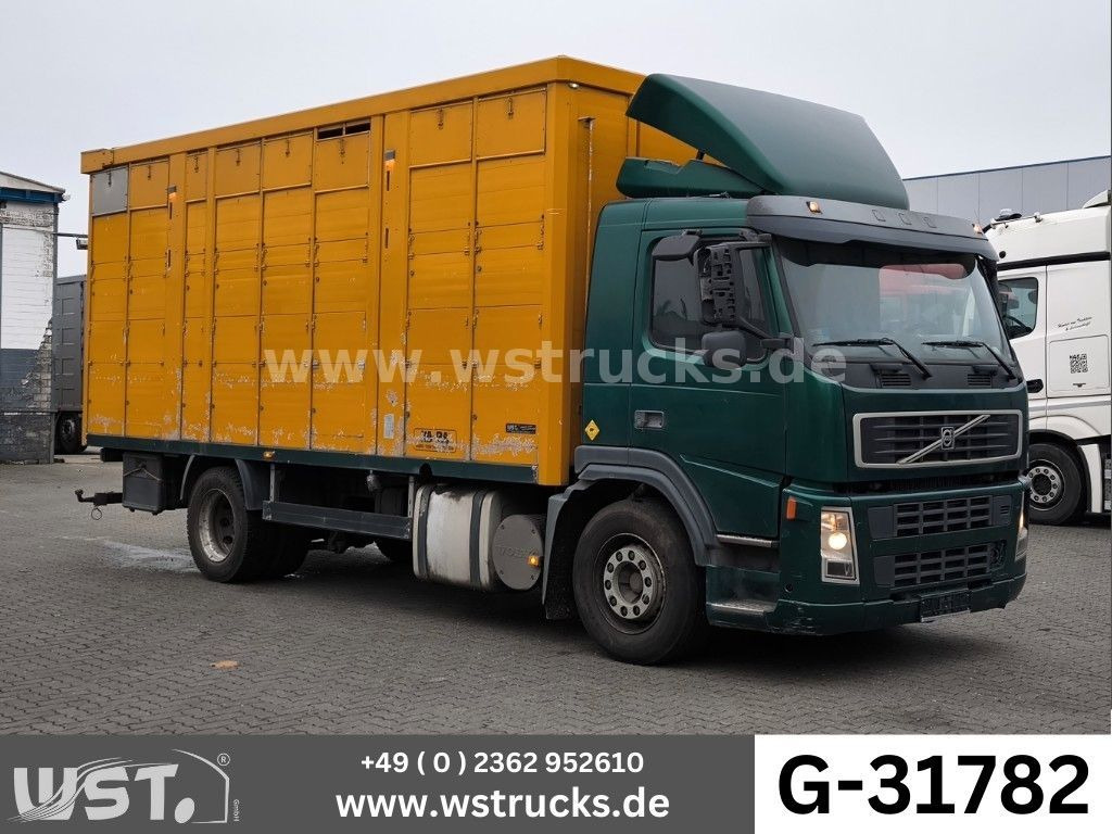 Volvo FM 260 mit KABA 2 Stock Vollalu Viehtransporter - Sunkvežimis žirgams vežti: foto 1 Volvo FM 260 mit KABA 2 Stock Vollalu Viehtransporter - Sunkvežimis žirgams vežti: foto 1