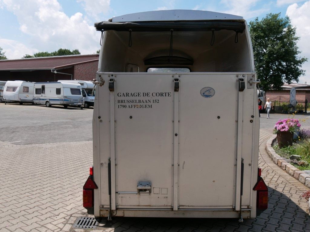 Westfalia Vollpoly 2 Pferde mit Sattelkammer - Priekaba žirgams vežti: foto 2 Westfalia Vollpoly 2 Pferde mit Sattelkammer - Priekaba žirgams vežti: foto 2