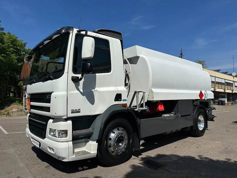 DAF CF 85 460 Tankwagen A3 Diesel Heizöl Intarder - Autocisterna: foto 1 DAF CF 85 460 Tankwagen A3 Diesel Heizöl Intarder - Autocisterna: foto 1