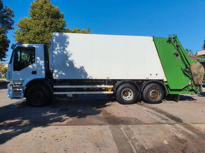 Iveco 260S 42 WAAGE 5 m³ Zöller Medium XXL 24 Umleerer - Šiukšliavežis: foto 4 Iveco 260S 42 WAAGE 5 m³ Zöller Medium XXL 24 Umleerer - Šiukšliavežis: foto 4
