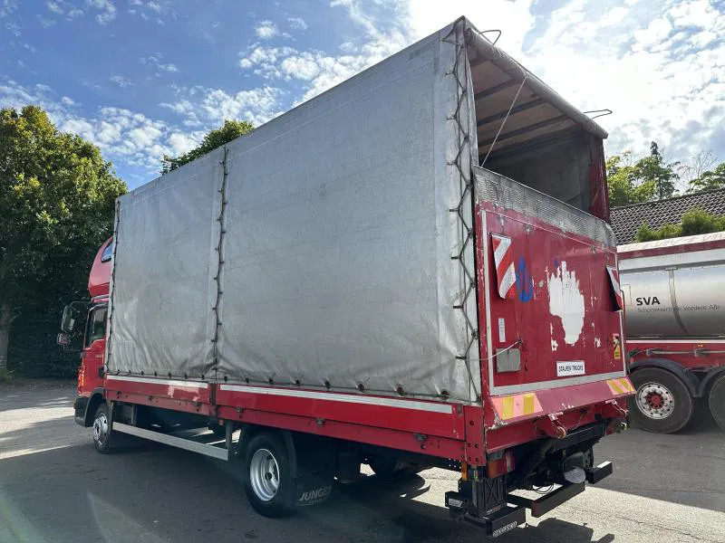 MAN TGL 8.180 FBL Plane langes Haus Topsleeper Klima - Tentinis mikroautobusas: foto 3 MAN TGL 8.180 FBL Plane langes Haus Topsleeper Klima - Tentinis mikroautobusas: foto 3