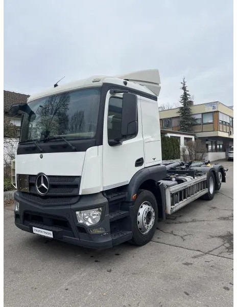 Mercedes-Benz Actros 2543 BL 6x2 MEILLER Abroller TÜV NEU! - Hook-lift sunkvežimis: foto 1 Mercedes-Benz Actros 2543 BL 6x2 MEILLER Abroller TÜV NEU! - Hook-lift sunkvežimis: foto 1