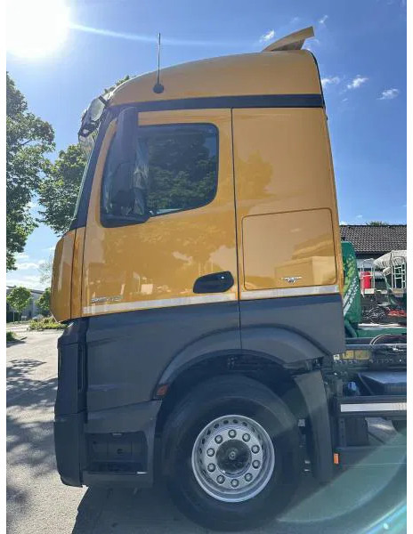 Mercedes-Benz Actros 2546 6x2 2646 Lenk/Lift MEILLER 2170 Intarder - Konteineris-vežimus/ Sukeisti kūną sunkvežimis, Sunkvežimis su kranu: foto 3 Mercedes-Benz Actros 2546 6x2 2646 Lenk/Lift MEILLER 2170 Intarder - Konteineris-vežimus/ Sukeisti kūną sunkvežimis, Sunkvežimis su kranu: foto 3
