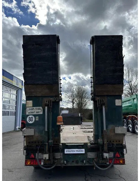 Goldhofer STZ -TL 3 -33/80 3-Achs TL 3x Lenk Rampen TÜV NEU! STZ -TL 3 -33/80 3-Achs TL 3x Lenk Rampen TÜV NEU! - Puspriekabė: foto 4 Goldhofer STZ -TL 3 -33/80 3-Achs TL 3x Lenk Rampen TÜV NEU! STZ -TL 3 -33/80 3-Achs TL 3x Lenk Rampen TÜV NEU! - Puspriekabė: foto 4