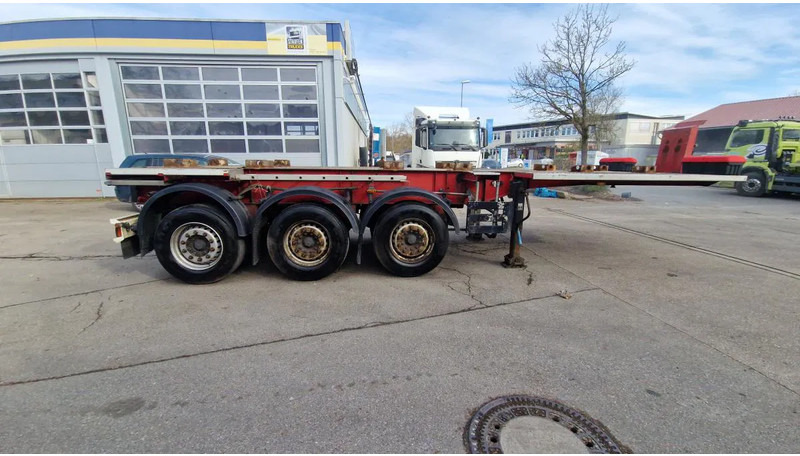 Schwarzmüller kurzes 3- Achs Chassis ADR für Chemie Spezialbehäl kurzes 3- Achs Chassis ADR für Chemie Spezialbehälter - Konteineris-vežimus/ Sukeisti kūną puspriekabė: foto 3 Schwarzmüller kurzes 3- Achs Chassis ADR für Chemie Spezialbehäl kurzes 3- Achs Chassis ADR für Chemie Spezialbehälter - Konteineris-vežimus/ Sukeisti kūną puspriekabė: foto 3