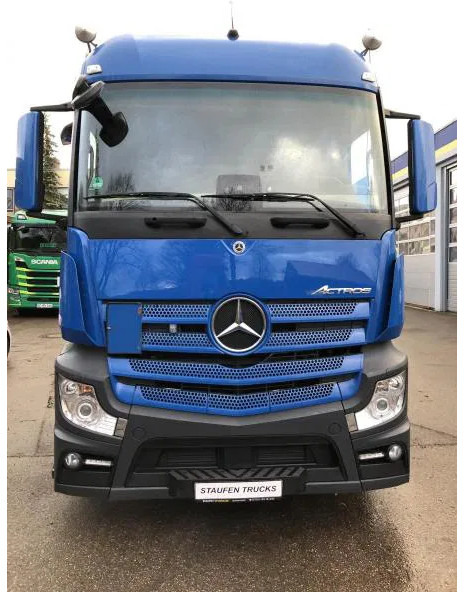 Mercedes-Benz Actros 1845 LS LOW MEGA Streamspace Intarder - Vilkikas: foto 3 Mercedes-Benz Actros 1845 LS LOW MEGA Streamspace Intarder - Vilkikas: foto 3