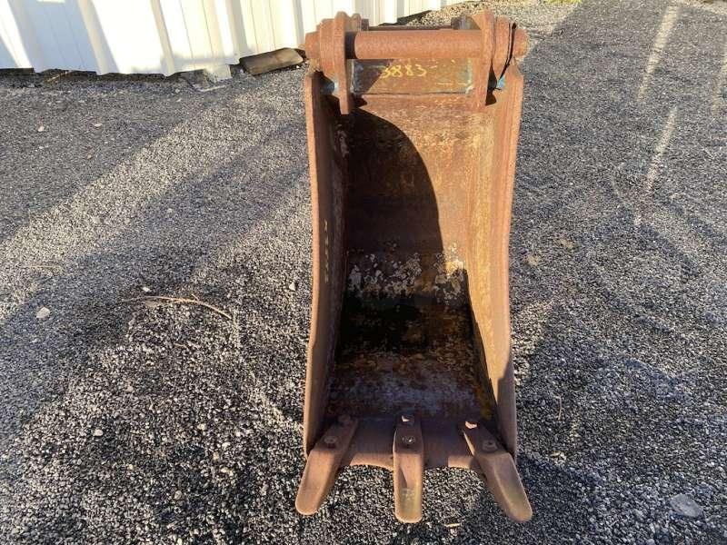 CATERPILLAR 420mm - Ekskavatoriaus kaušas: foto 3 CATERPILLAR 420mm - Ekskavatoriaus kaušas: foto 3