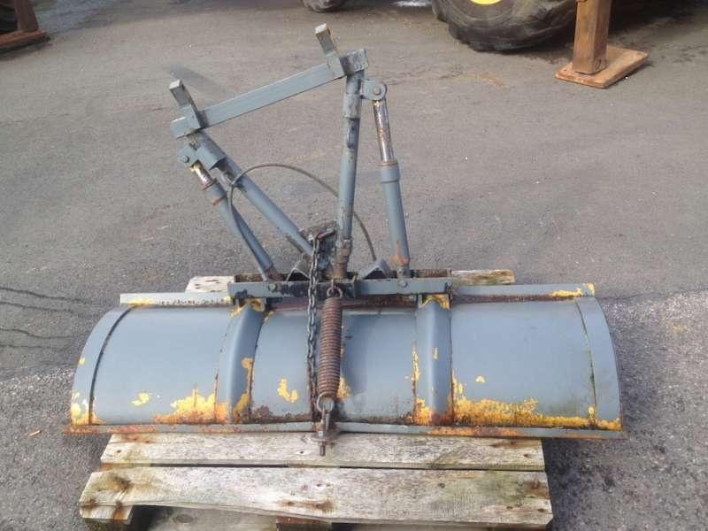 LAME NEIGE POUR PICK UP - Sniego peilis: foto 1 LAME NEIGE POUR PICK UP - Sniego peilis: foto 1