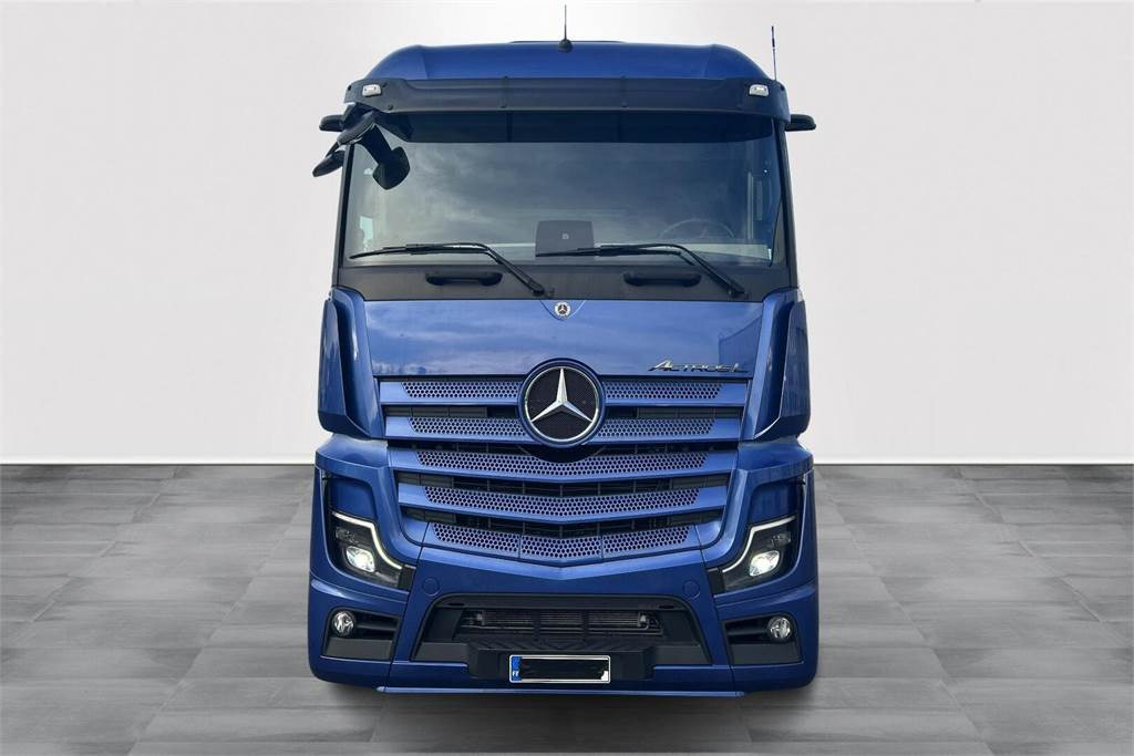 Mercedes-Benz Actros 3563 - Važiuoklės sunkvežimis: foto 2 Mercedes-Benz Actros 3563 - Važiuoklės sunkvežimis: foto 2