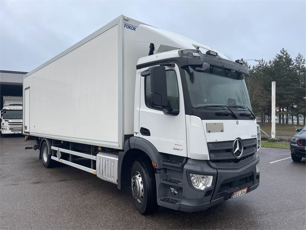Mercedes-Benz Antos 1827 L/4x2 KSA-UMPIKORI+PL-NOSTIN - Furgonas sunkvežimis: foto 5 Mercedes-Benz Antos 1827 L/4x2 KSA-UMPIKORI+PL-NOSTIN - Furgonas sunkvežimis: foto 5