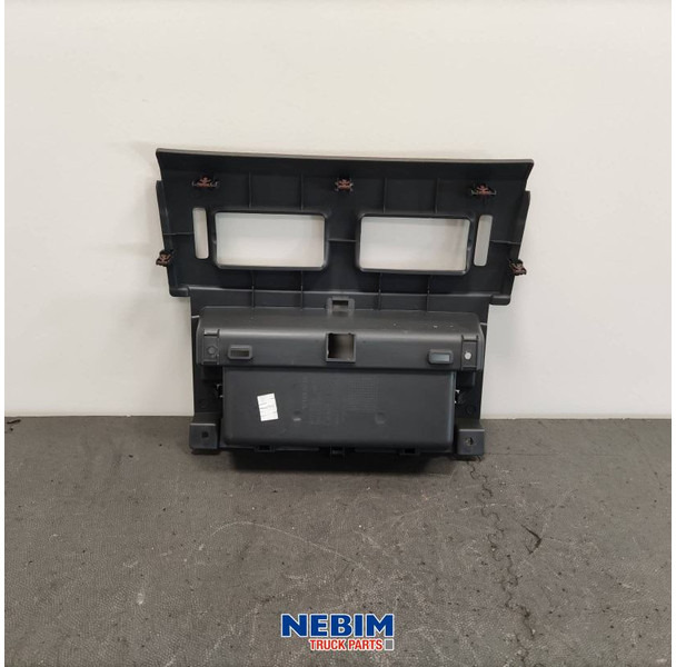 Volvo Volvo - 20722673 - Afdekpaneel - Atsarginės dalys - Sunkvežimis: foto 2 Volvo Volvo - 20722673 - Afdekpaneel - Atsarginės dalys - Sunkvežimis: foto 2