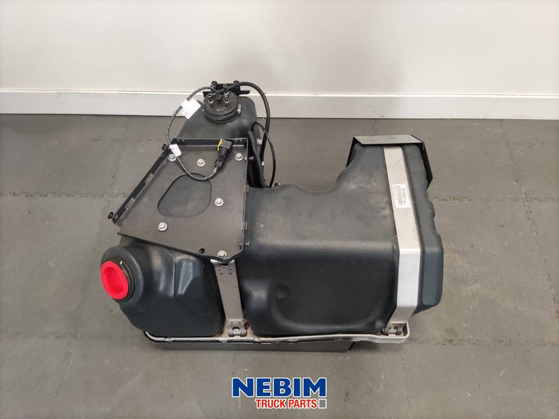 Volvo Volvo - 23267256 - Adbluetank - Atsarginės dalys - Sunkvežimis: foto 3 Volvo Volvo - 23267256 - Adbluetank - Atsarginės dalys - Sunkvežimis: foto 3