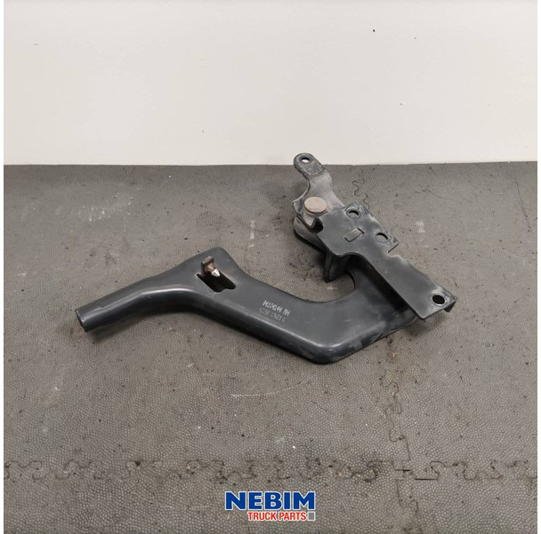 Volvo Volvo - 84104144 - Treeplank scharnier FH4 rechts - Atsarginės dalys - Sunkvežimis: foto 1 Volvo Volvo - 84104144 - Treeplank scharnier FH4 rechts - Atsarginės dalys - Sunkvežimis: foto 1