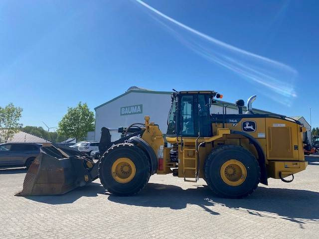 John Deere 744 P MIETE / RENTAL (12002124) - Ratinis krautuvas: foto 2 John Deere 744 P MIETE / RENTAL (12002124) - Ratinis krautuvas: foto 2
