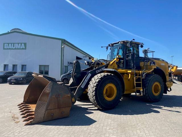 John Deere 744 P MIETE / RENTAL (12002124) - Ratinis krautuvas: foto 1 John Deere 744 P MIETE / RENTAL (12002124) - Ratinis krautuvas: foto 1
