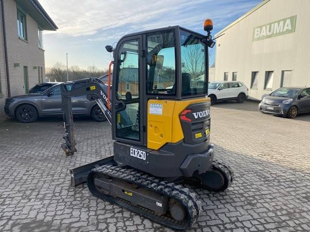 Volvo ECR 25 D MIETE / RENTAL (12001505) - Mini ekskavatorius: foto 3 Volvo ECR 25 D MIETE / RENTAL (12001505) - Mini ekskavatorius: foto 3