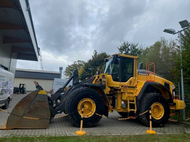 Volvo L 150 H MIETE / RENTAL (12005547) - Ratinis krautuvas: foto 1 Volvo L 150 H MIETE / RENTAL (12005547) - Ratinis krautuvas: foto 1