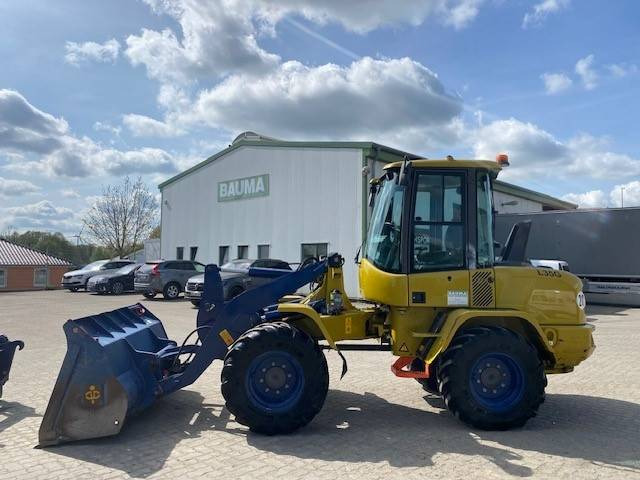 Volvo L 35 G MIETE / RENTAL (12002209) - Ratinis krautuvas: foto 1 Volvo L 35 G MIETE / RENTAL (12002209) - Ratinis krautuvas: foto 1