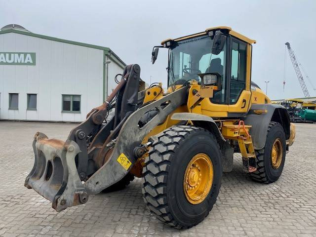 Volvo L 90 H MIETE / RENTAL (12005310) - Ratinis krautuvas: foto 1 Volvo L 90 H MIETE / RENTAL (12005310) - Ratinis krautuvas: foto 1