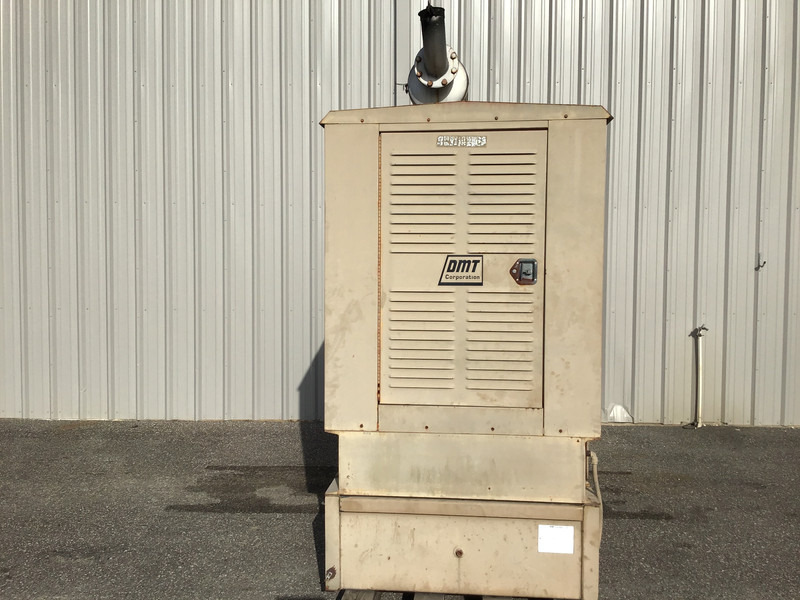 John Deere 6081TF001 GENERATOR 125KW USED - Elektrinis generatorius: foto 2 John Deere 6081TF001 GENERATOR 125KW USED - Elektrinis generatorius: foto 2