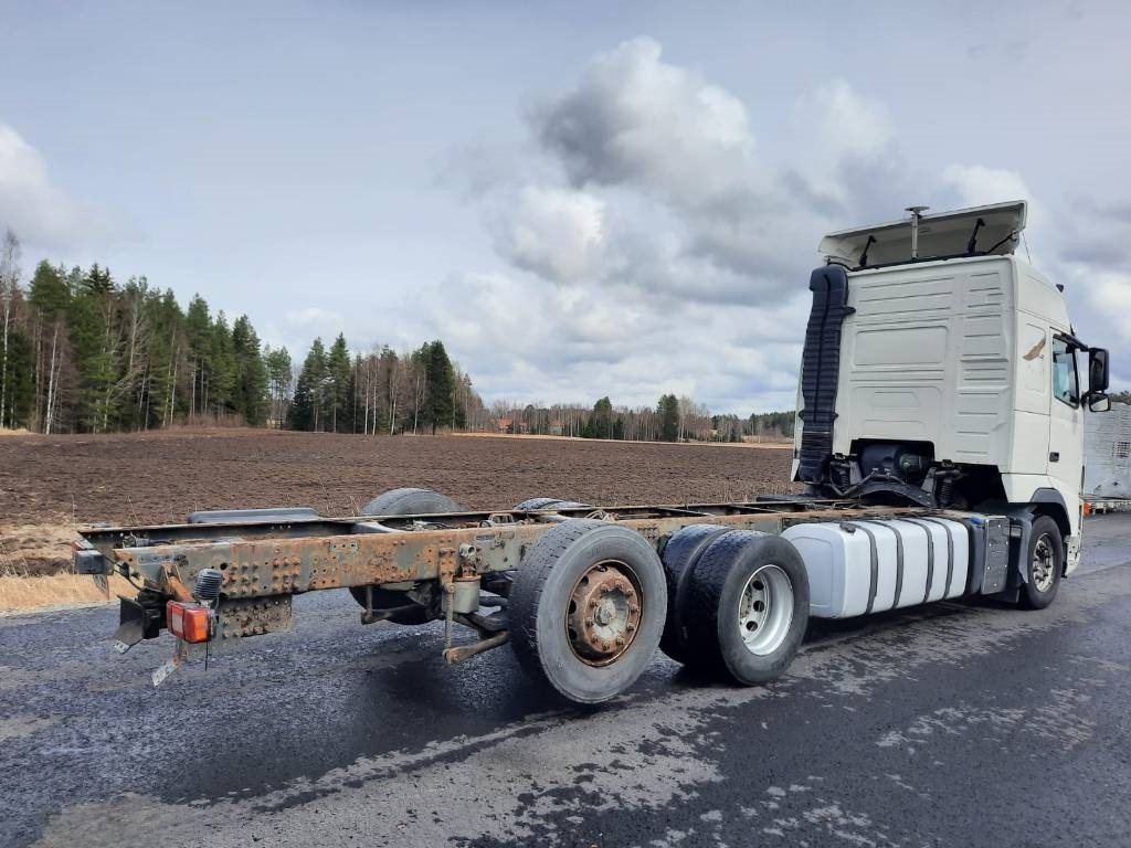 Volvo FH13  - Važiuoklės sunkvežimis: foto 4 Volvo FH13  - Važiuoklės sunkvežimis: foto 4