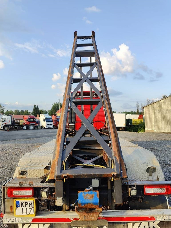 Volvo FM 500 - Konteineris-vežimus/ Sukeisti kūną sunkvežimis: foto 5 Volvo FM 500 - Konteineris-vežimus/ Sukeisti kūną sunkvežimis: foto 5