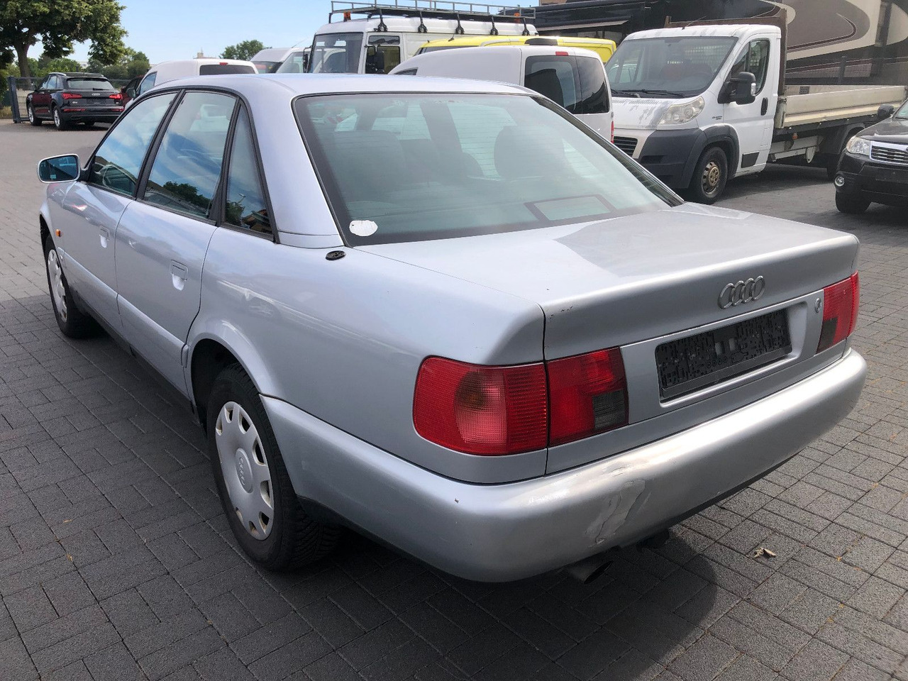 Audi A6 C4 1.8 Automatik - Sedanas: foto 4 Audi A6 C4 1.8 Automatik - Sedanas: foto 4