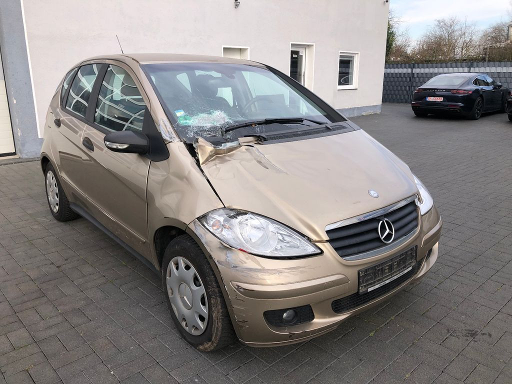 Mercedes-Benz A 150 A -Klasse A 150 - Lengvasis automobilis: foto 1 Mercedes-Benz A 150 A -Klasse A 150 - Lengvasis automobilis: foto 1