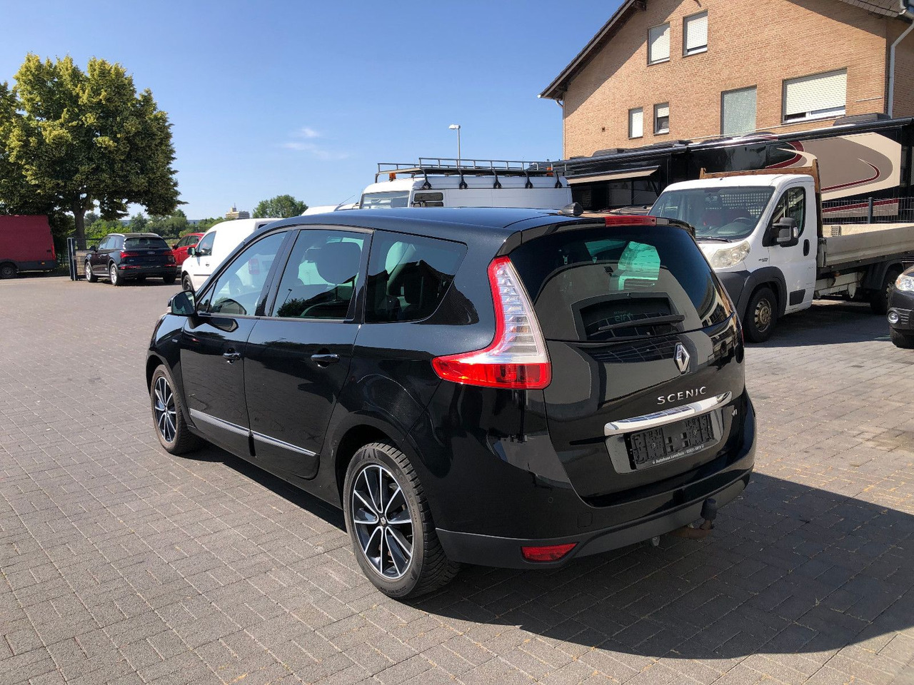 Renault Scenic Grand 2.0 dCi 150 BOSE Edition,Automatik - Keleivinis furgonas: foto 4 Renault Scenic Grand 2.0 dCi 150 BOSE Edition,Automatik - Keleivinis furgonas: foto 4