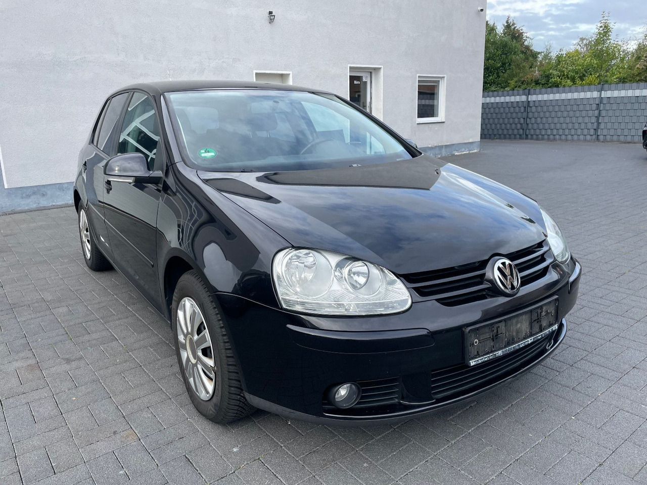 Volkswagen Golf V Lim. Tour 1.4i - Sedanas: foto 3 Volkswagen Golf V Lim. Tour 1.4i - Sedanas: foto 3